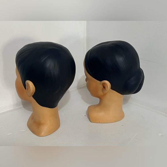 Vintage Pair of Polynesian Chalk-ware Busts - Picture 6 of 13